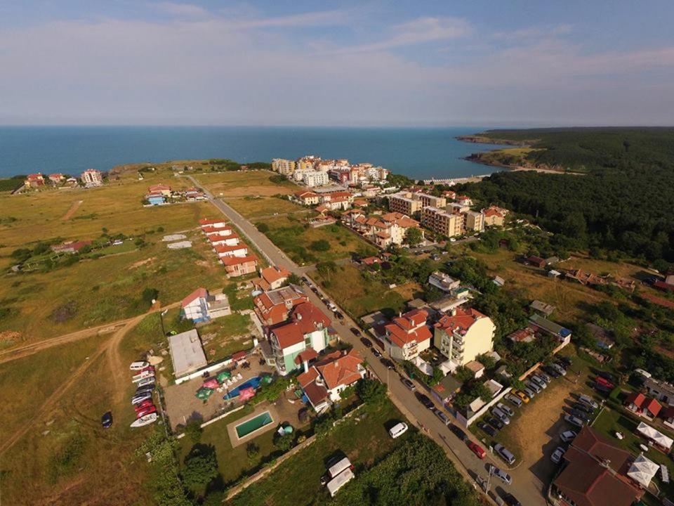 Family Hotel Gogov Sinemoretz Eksteriør bilde