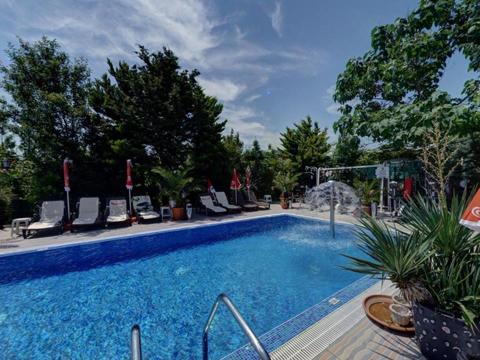 Family Hotel Gogov Sinemoretz Eksteriør bilde